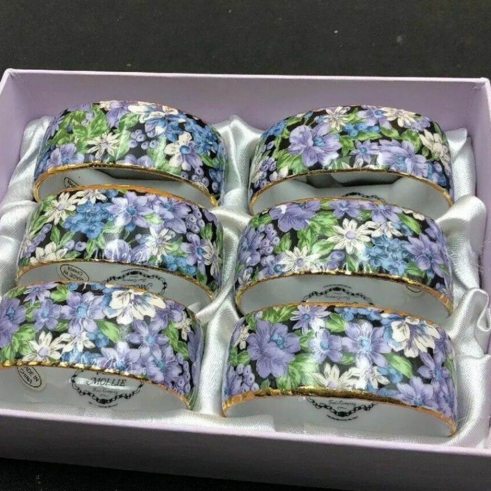 Set Of 6 GORGEOUS Floral Porcelain Napkin Rings Kintz 4 Two’s Company Mollie EUC